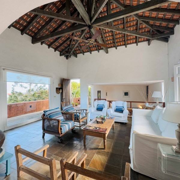 Casa de cinco dormitorios en alquiler en Montoya